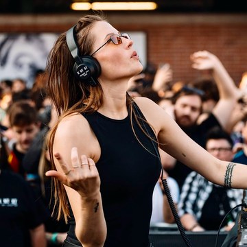 Charlotte de Witte - Music and Event Shoots Collection in charlottedewittemusic_3608379666503737336.jpg - hidden celebrity photo